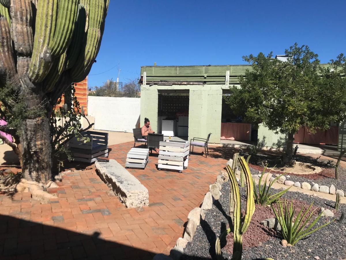 Susu'Z Village Hostel And Rooms La Ventana Exterior photo